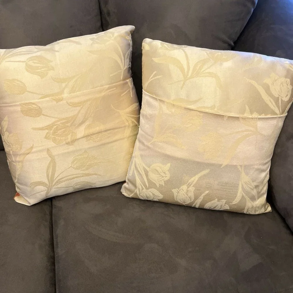 SET OF 2 HAND MADE SUN FLOWER SPRING PILLOWS 14